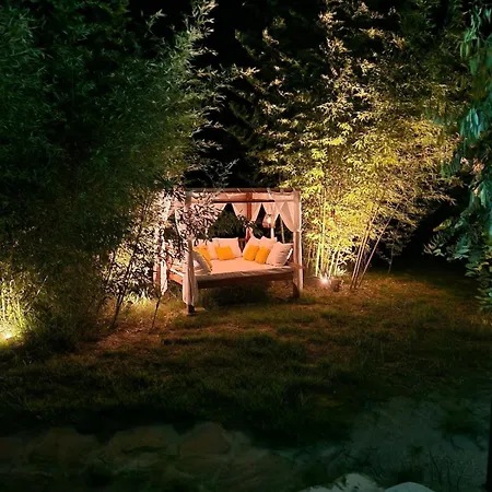 Hébergement de vacances La De Cinette Vallabrègues