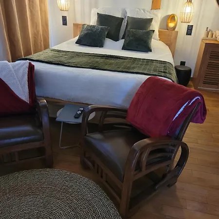 La De Cinette Hébergement de vacances Vallabrègues